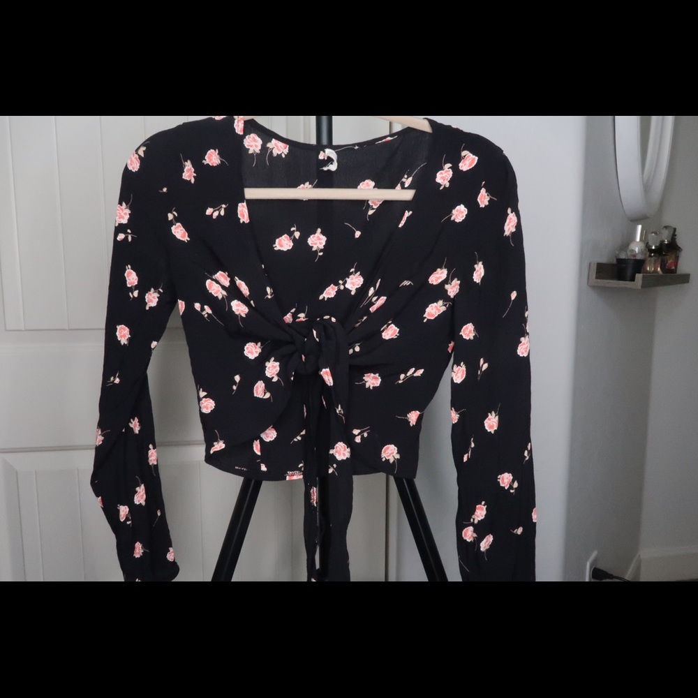 Brandy Melville top